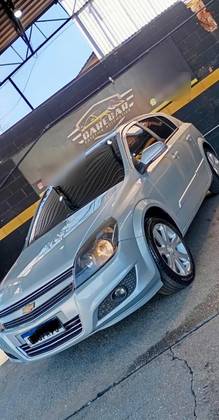 CHEVROLET VECTRA 2.0 MPFI GT HATCH 8V FLEX 4P MANUAL CHEVROLET VECTRA 2.0 MPFI GT HATCH 8V FLEX 4P MANUAL